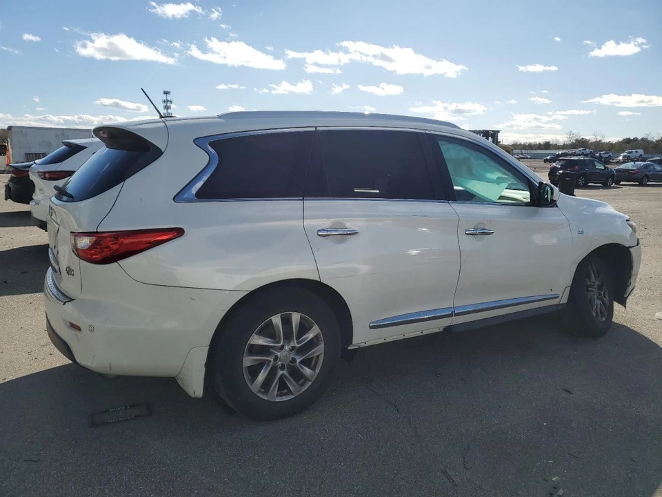 Used Hood fits: 2015 Infiniti QX60  Grade A - Image 3 of 4