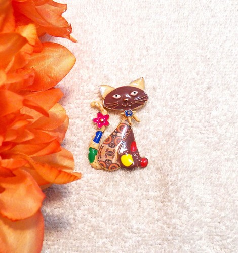 CLASSIC PIN BROOCH COLORFUL CAT FELINE KITTEN FLOWERS WHISKERS GOLD TONE P4 - 第 1/4 張圖片