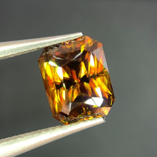 Natural Sphene Titanite Brown Emerald Cut Loose Gemstone With Multifire-2.5 Ct - Picture 8 of 9