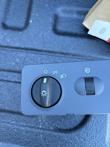 Headlight Switch Standard DS-1362 - Picture 3 of 4