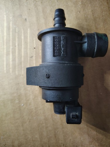 Volvo OEM EVAP Purge Valve 31104896 - Free Shipping - Picture 3 of 4