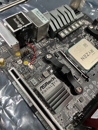 Carte mère ASRock Fatal1ty B450 Gaming ITX/ac, processeur Ryzen 5 5600X, 2 x 16 Go DDR4 - Photo 6/14