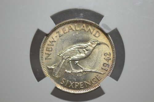 New Zealand: 1942 6 Pence- NGC MS-63. Lovely. - Picture 5 of 5