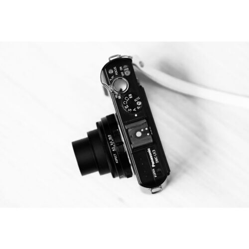 Panasonic LUMIX DMC-LX3 Digital Camera 10.1 MP 2.5x Optical Zoom Built-in Flash - Bild 3 von 11