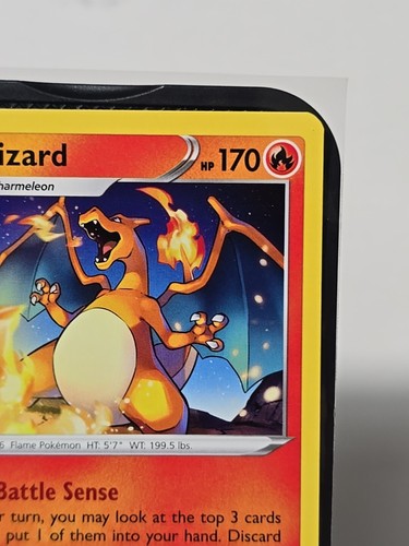 Carta Pokémon Charizard 025/185 No Holo Rara Voltaje Vívido - Imagen 3 de 6