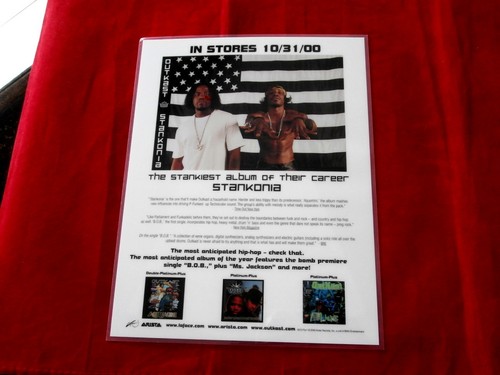 OUTKAST~ EXHIBICIÓN DE MOSTRADOR MEGA RARA~ COMO NUEVA~~STANKONIA ~ COLECCIONABLES - Imagen 1 de 2