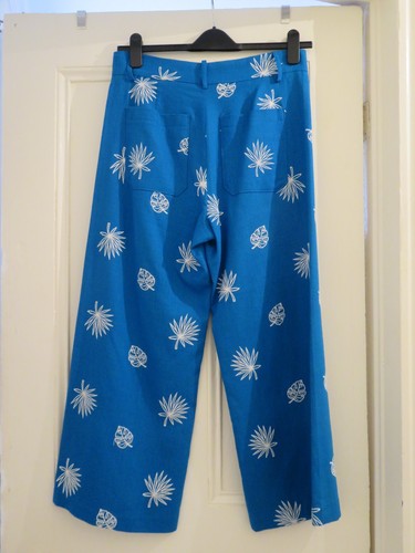 Zara turquoise trousers, Size EUR M. NEW. Front & back pockets. - Picture 3 of 3