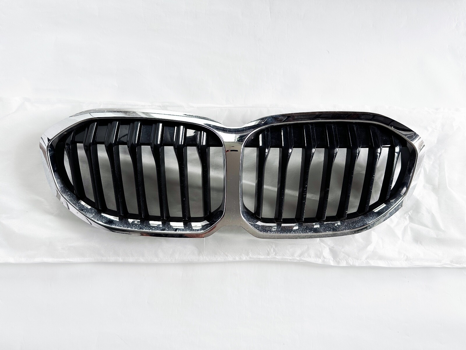 BMW 1er F40 Ziergitter Niere Frontgitter Standart Basis  