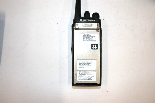 Radio VHF Motorola HT750, batería, antena y clip de batería. AAH25KDC9AA3AN - Imagen 13 de 15