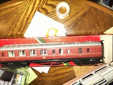 Hornby R434A OO Gauge LMS Brake Third Coach