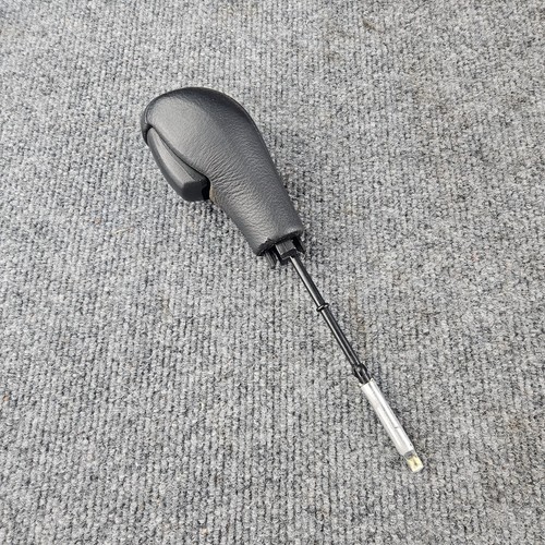 2004-14 VOLVO S60 V70 S80 XC70 XC90 A/T Gear Selector Shifter Shift Knob Black - Picture 1 of 7
