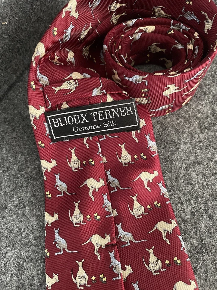 Tema canguro de seda vintage Bijoux Terner (10) Foto 2 de 4