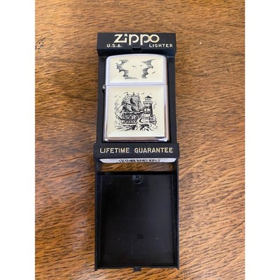 Zippo Feuerzeug Scrimshaw Lighthouse & Ship Polished Chrome 1990 Neu in Box