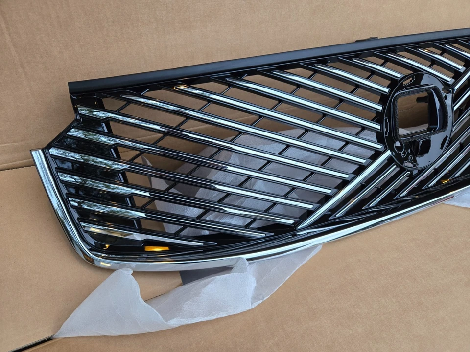 Conjunto de rejilla de radiador Volvo XC90 24-26 OEM nuevo 32409128 Foto 4 de 4