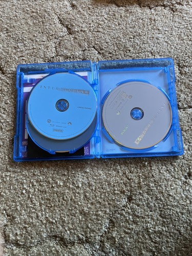 Interstellar Blu-Ray + DVD + Digital HD With Film Cell & Slip Cover - Bild 6 von 7