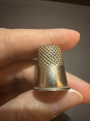 Vintage Metal Thimble; 8; Taiwan - Picture 5 of 8