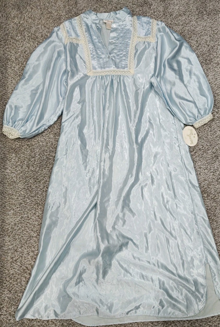 Picture 1 of 3