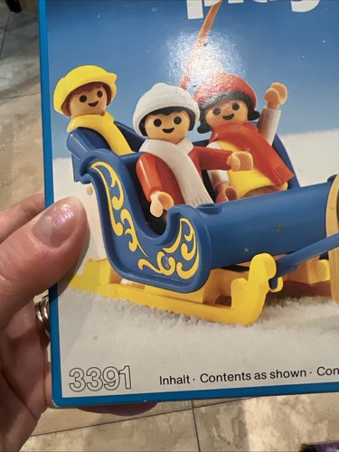 Vintage Playmobil 3391 Children On Sleigh Complete Winter Fun NEW IN BOX - Picture 2 of 8