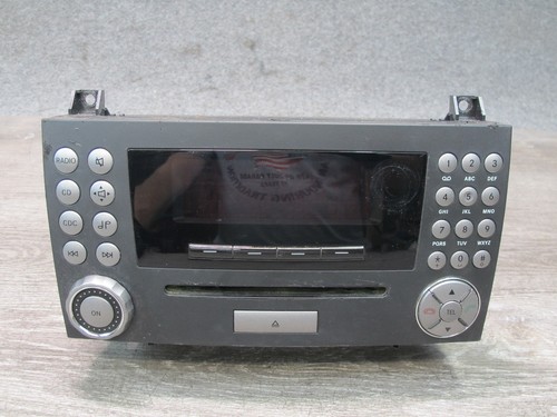 05-08 MERCEDES R171 SLK-CLASS GPS NAVI RADIO CD PLAYER RECEIVER 1718200686 OEM - Picture 1 of 12