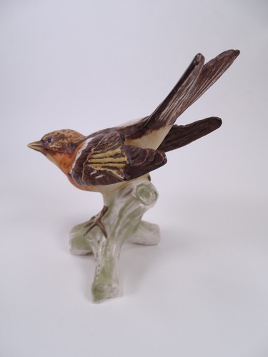 Vintage Goebel W Germany Brambling Finch  CV 86 Bird Figurine 1970's Collectable - Picture 2 of 14