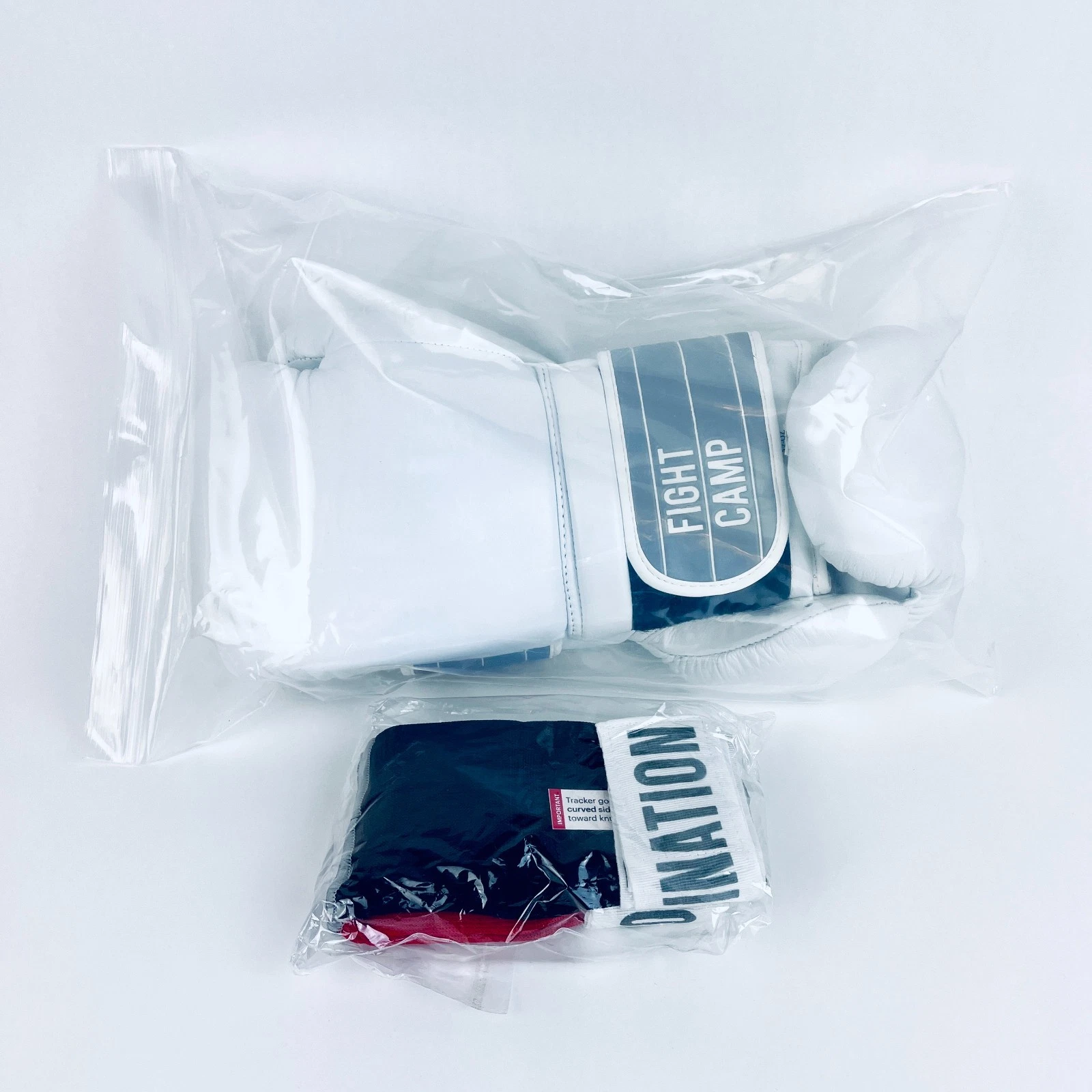 Fight Camp 12 oz White Adult Boxing Gloves & Quick Wraps Size Small BRAND NEW
Opens in a new window 