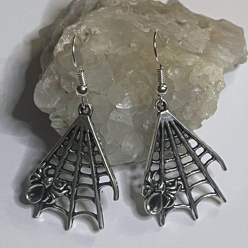 Silber Spinnennetz Goth Ohrringe - Spinne Alternative Gothic Statement Geschenk Spaß - Neu - Bild 6 von 15
