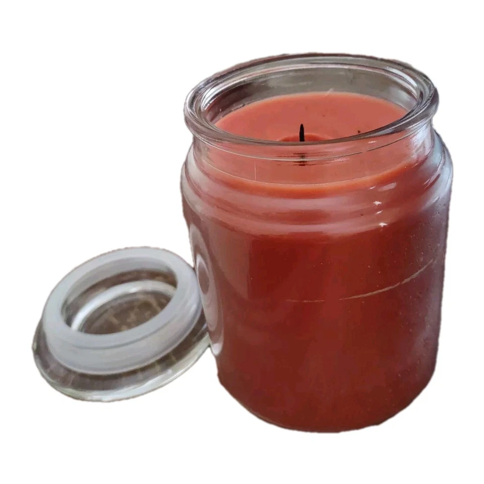 Vela de tarro de una sola mecha perfumada con especias de calabaza con tapa, 20 oz, hecha en EE. UU. Foto 2 de 4