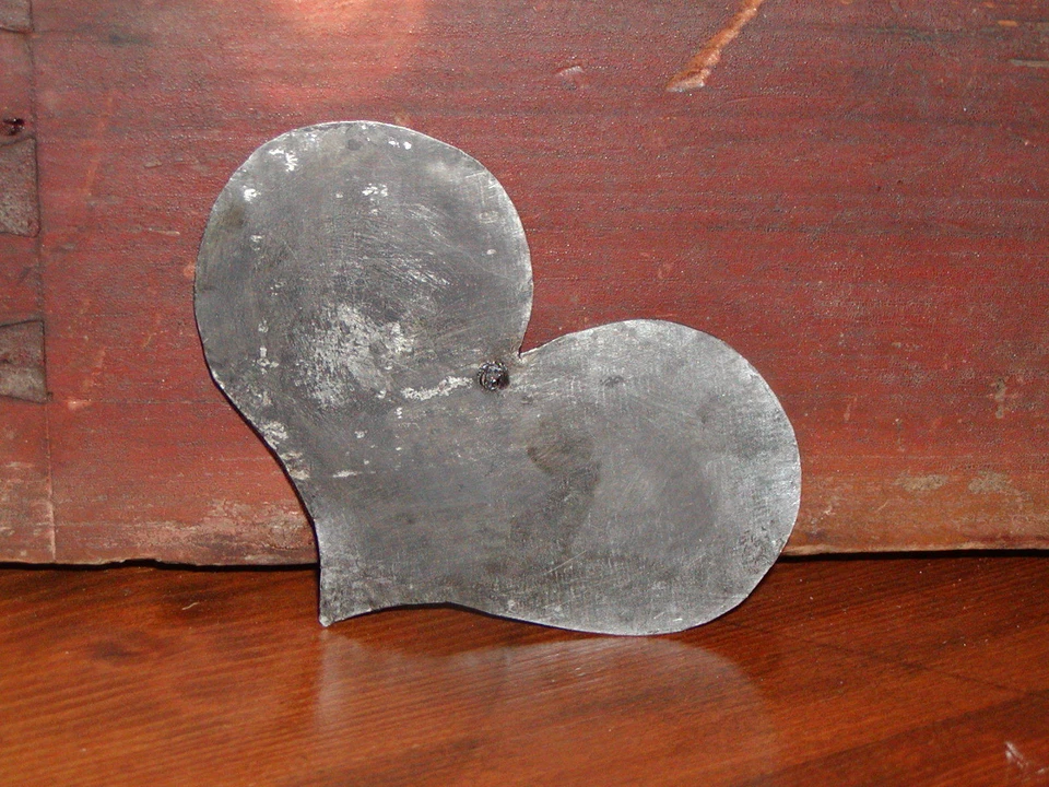 Primitive Early 18th~19th Century Style 3 Tin Heart Quilting Template Patterns - Image 4 of 4