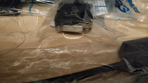 New Cables 2 Go (C2G) Black 8 inches Display Port M to DVI F #54321 - Picture 4 of 7