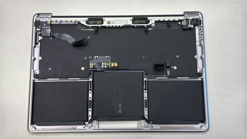 Topcase Clavier QWERTY(SUEDE) AVEC BATTERIE MacBook Pro 13″ A2289-GRIS - Photo 3/3