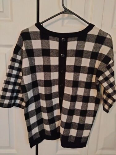 Velvet Heart Buffalo Plaid Sweater Button Back Women's Medium 1/2 Sleeve - Picture 2 of 3