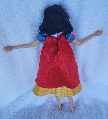 Disney Store Classic Snow White Princess Doll Articulated Jointed Arms - Picture 6 of 19