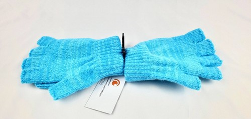Guantes azules robot gigante Makkachin Yuri On Ice Crunchyroll - Imagen 2 de 2
