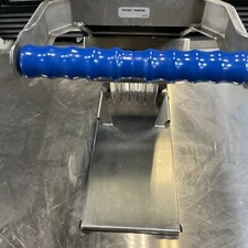 Edlund XL-138 ARC! Manual Fruit and Vegetable Slicer with 3/8" Blades