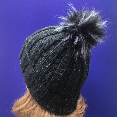 KOALA KNIT HAND KNITED LADY WOOL BLEND DARK GREY RIB HAT with DETACHABLE POMPOM - Picture 6 of 9