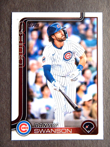 Dansby Swanson #303 Topps 2025 Baseball Card (Chicago Cubs)