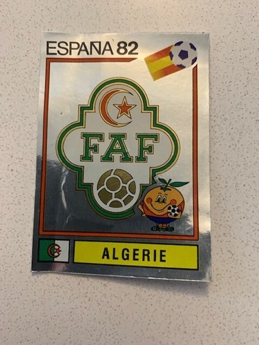 Algeria Badge Panini Espana 82 World Cup Football Sticker #100 CUT OUT - Picture 1 of 1
