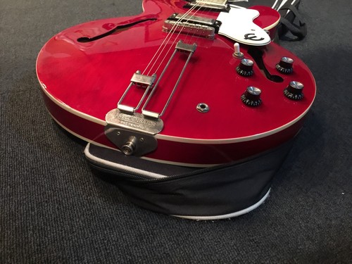 Used Epiphone Riviera Cherry Semi-Hollow Electric Guitar 3.92kg W/OGB - Picture 8 of 14