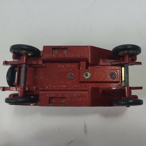 Vintage Matchbox Models of Yesteryear.  1914 Stutz. Y-8 Red. Made 1969 - Picture 8 of 8