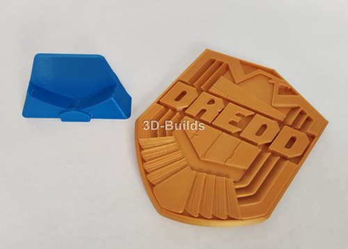 Judge Dredd Badge Replica Cosplay Prop WITH Stand 2000AD - Picture 3 of 6