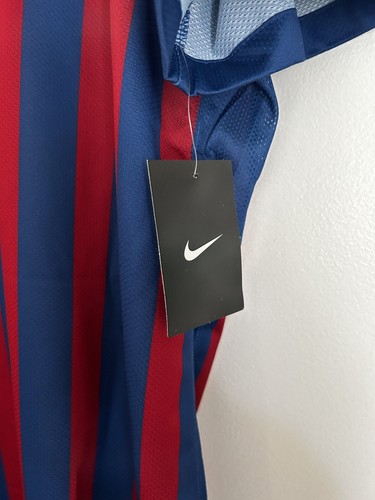 CAMISETA DE FUTBOL LOCAL NIKE EDICIÓN JUGADOR BARCELONA 2011/2012 MESSI XL - Imagen 5 de 8