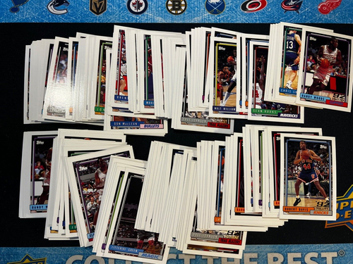 1992-93 TOPPS 70+ Gold Cards and 165+ ROOKIE CARDS. SEE PHOTOS. Ewing, McHale + - Picture 3 of 3