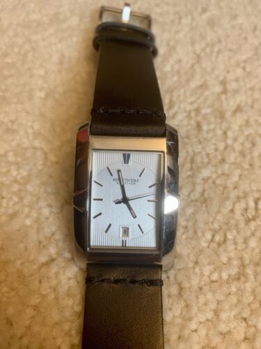 Kenneth Cole Reaction watch silver tone KC1395 P93-06 black leather band - Picture 4 of 6