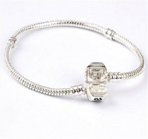 Braccialetti Europei Catena Serpente ""Love"" Fibbia a Scatto Colore Argento Donna 18-21cm - Foto 6 di 8