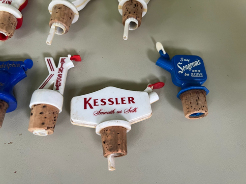 Lot Alcohol Liquor Bottle Topper Pourer Pour Spout Cork Stops - Bild 4 von 12