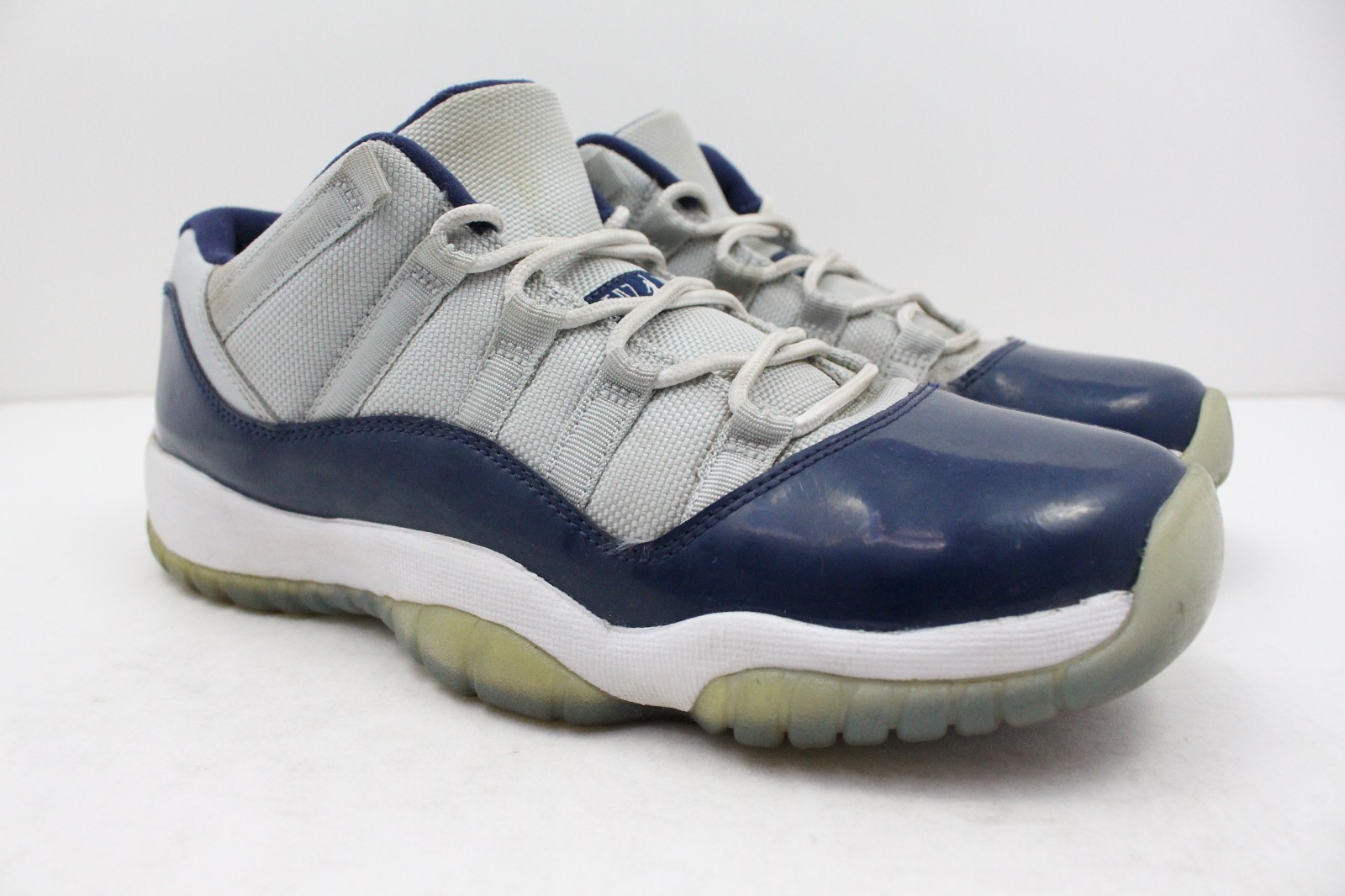 Nike Air Retro? Jordan 11 Georgetown Low size 7Y Nike Air Retro? Jordan 11 Georgetown Low size 7Y