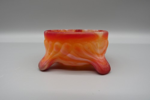 Vintage 1970s satin/Slag glass Red, Orange, White swirl slag glass salt cellar - Picture 3 of 14