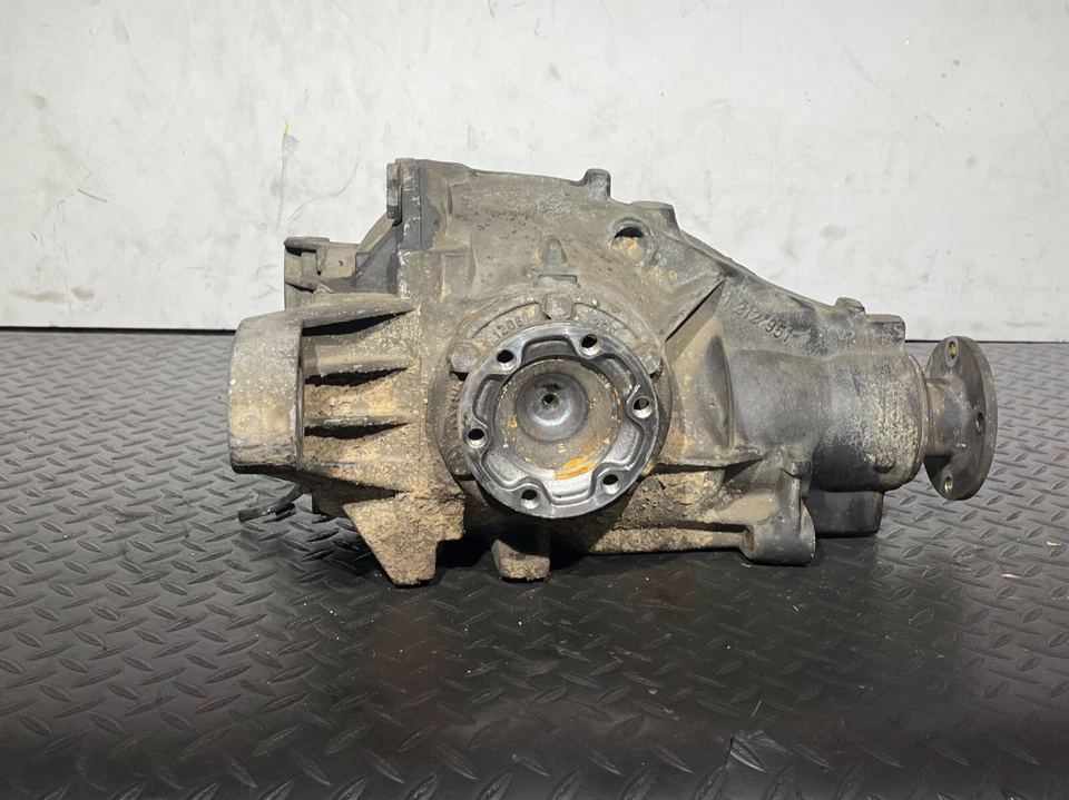 Portador diferencial trasero A/T 91-00 BMW E36 328i 323i 325is tracción trasera relación 3,91 OEM Foto 2 de 4