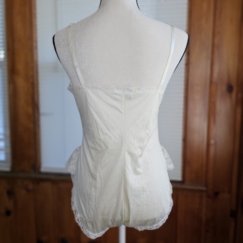 Nounours vintage Applause lingerie une pièce crème dentelle satin soyeux 34 petit neuf avec étiquette - Photo 2/9