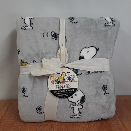Peanuts Velvetsoft Blanket Twin Snoopy Woodstock 60"x90" NWT